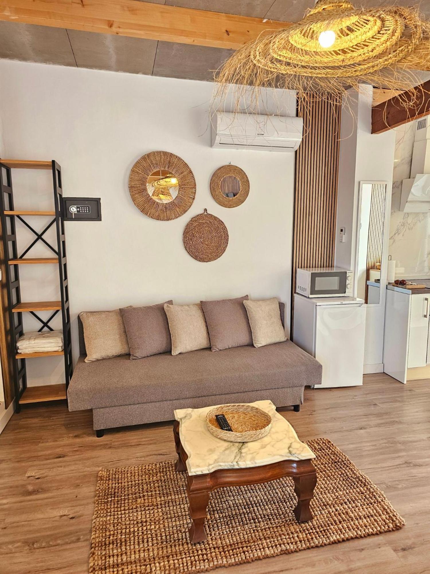 Apartamentos De La Huerta Alicante Exterior photo